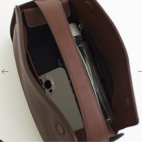 The Horse Clementine Pebbled Leather Bag in Coffee - Picture 7 of 9